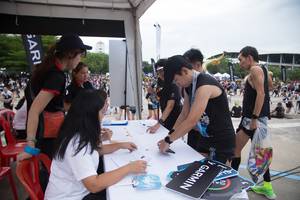 BIB: 
                            <button type="button" onclick="openModal(4726358)" class="btn btn-primary btn-sm float-right btn-popup" data-toggle="modal" data-target=".modal-high-quality">
                        <i class="fas fa-shopping-cart"></i> Add to Cart
                    </button>
                                            <button type="button" onclick="isThisMe(4726358, true)" class="btn btn-success btn-sm float-right btn-popup btn-isme hidden" data-toggle="tooltip" data-placement="bottom" title="นี่คือรูปของคุณใช่ไหม คลิกที่นี่เพื่อเอาเข้าอัลบั้ม">
                        <i class="fas fa-plus"></i> Add to album
                    </button>
                    <button type="button" onclick="isThisMe(4726358, false)" class="btn btn-warning btn-sm float-right btn-popup btn-isnotme hidden">
                        <i class="fas fa-ban"></i> Remove from album
                    </button>